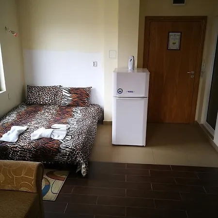 Angela Ski And Holidays Apartman